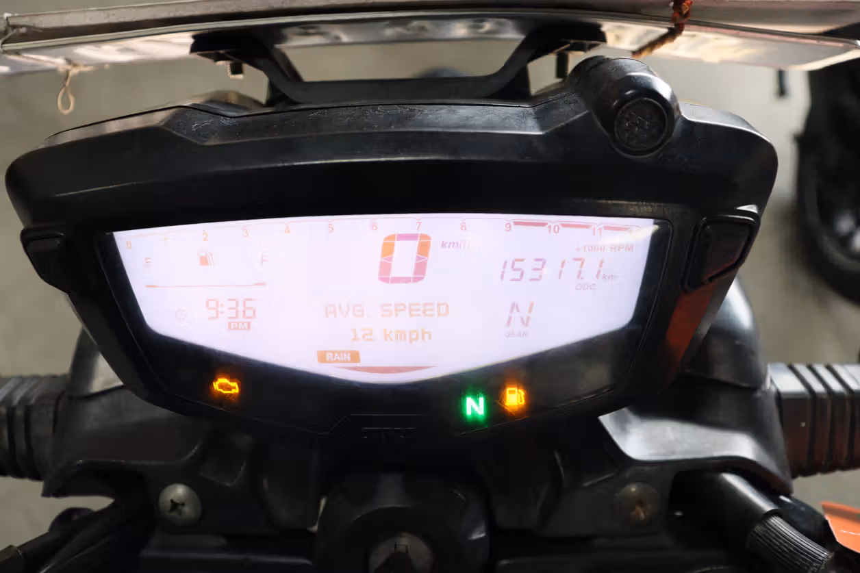 TVS Apache RTR 200 4V
