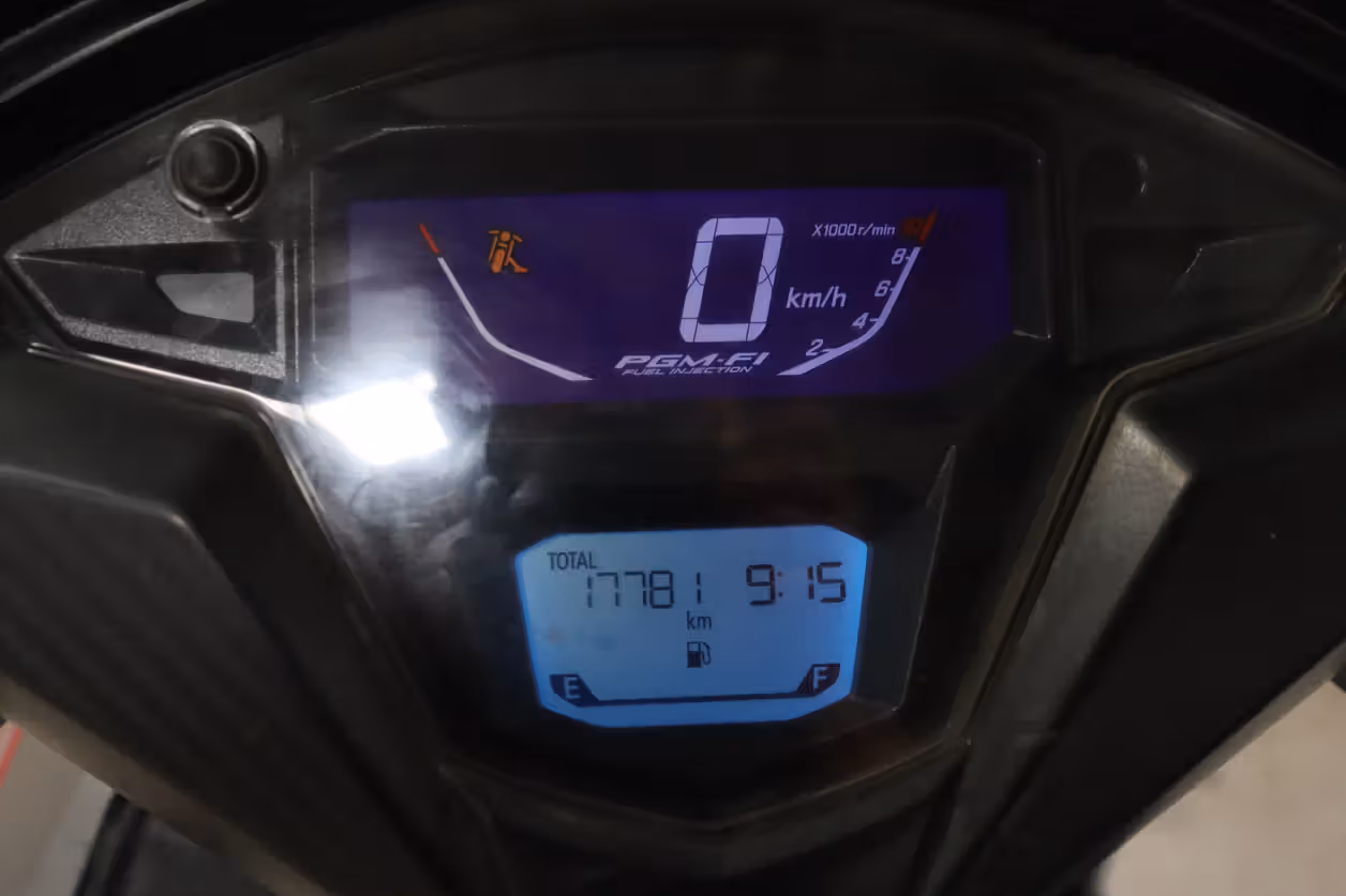 Honda DIO 125 DLX