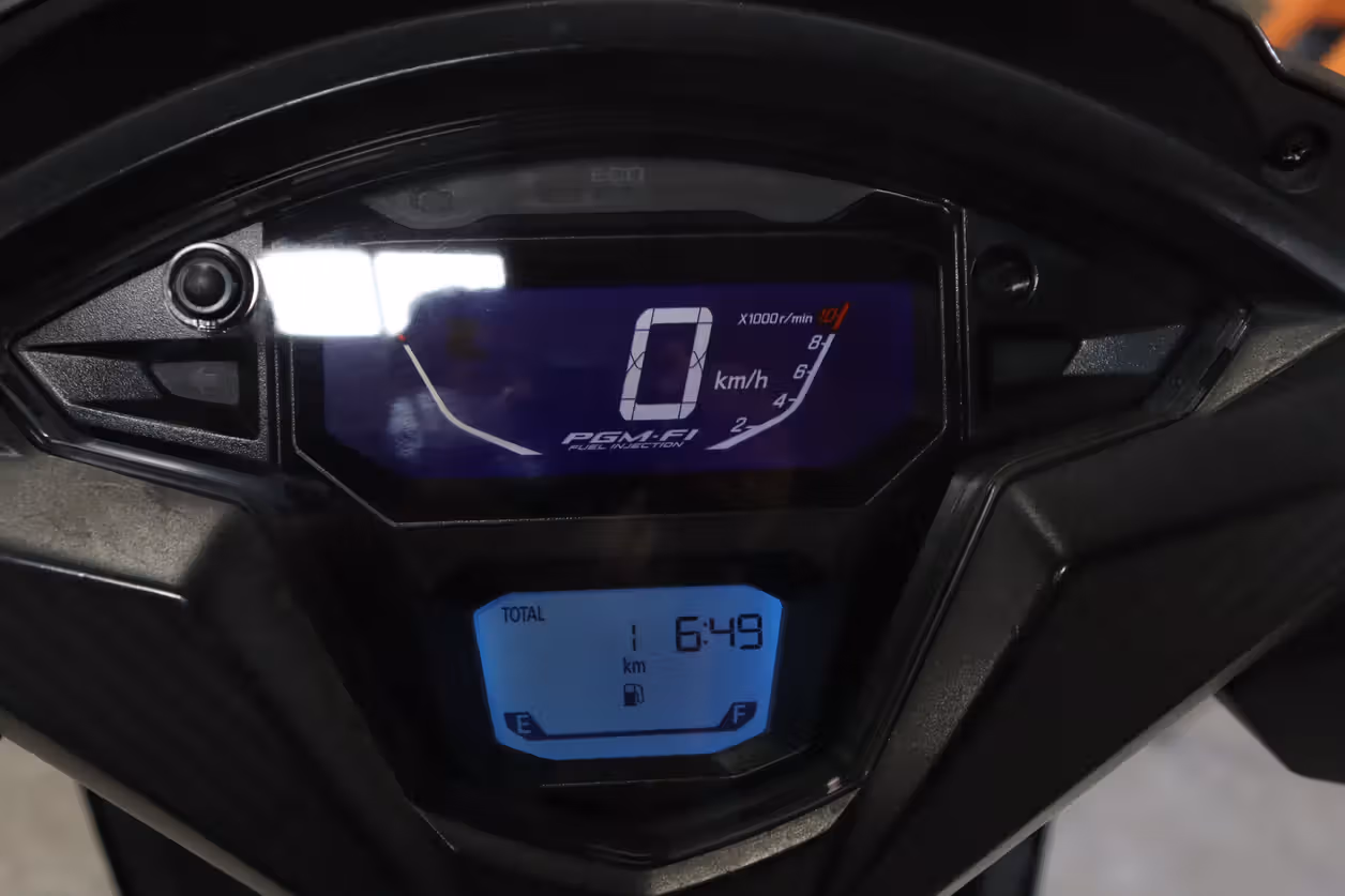 Honda DIO 125 DLX