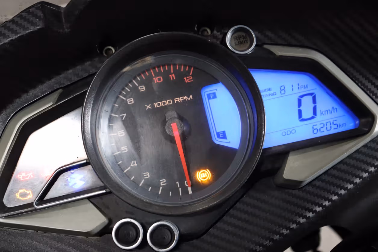 Bajaj Pulsar RS 200