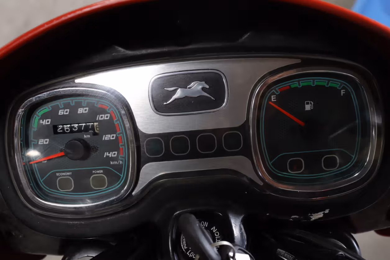 TVS Radeon 110 Base Edition
