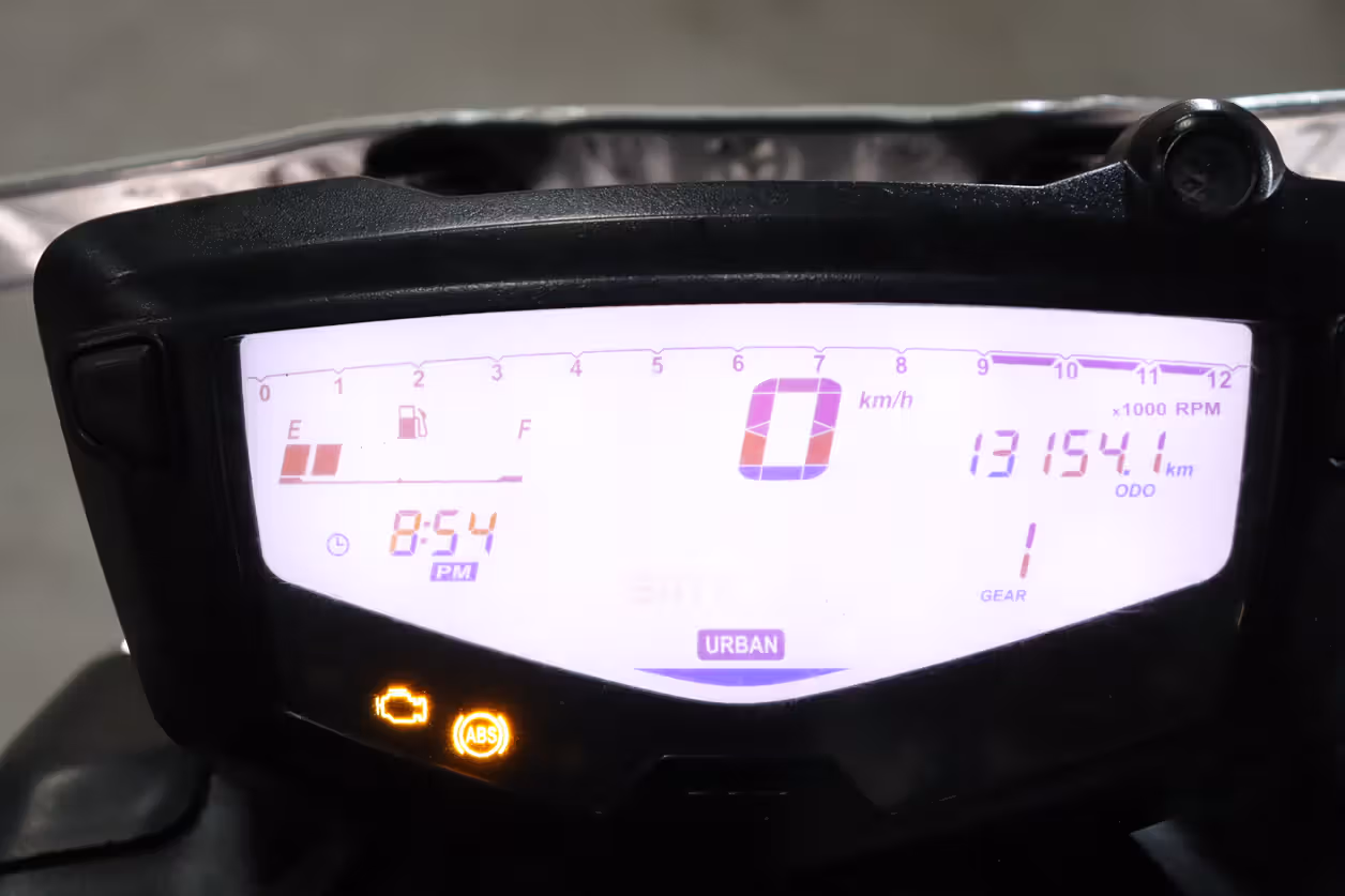 TVS Apache RTR 200 4V