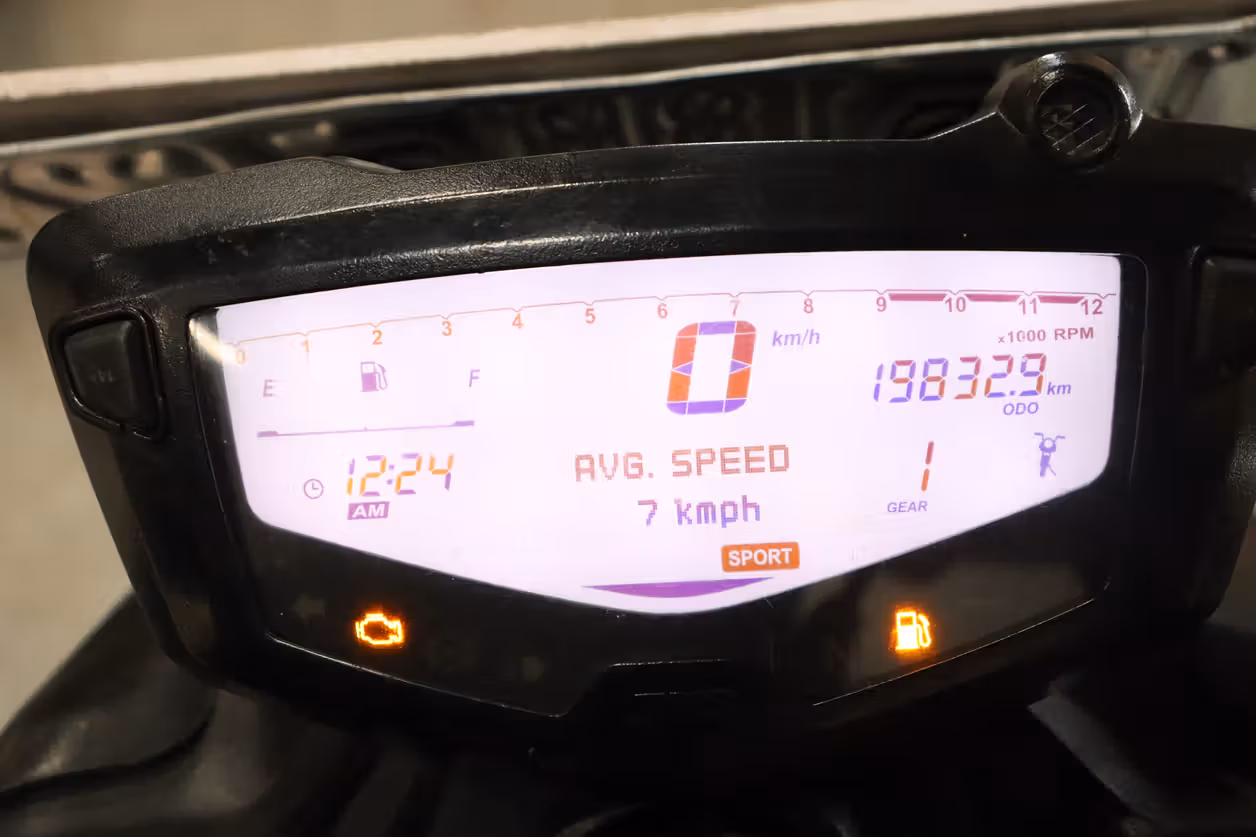 TVS Apache RTR 200 4V