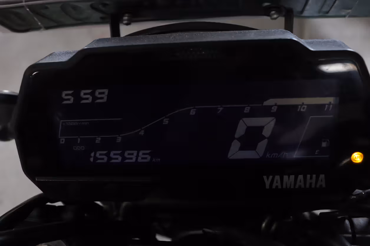 Yamaha FZS FI V4 STD