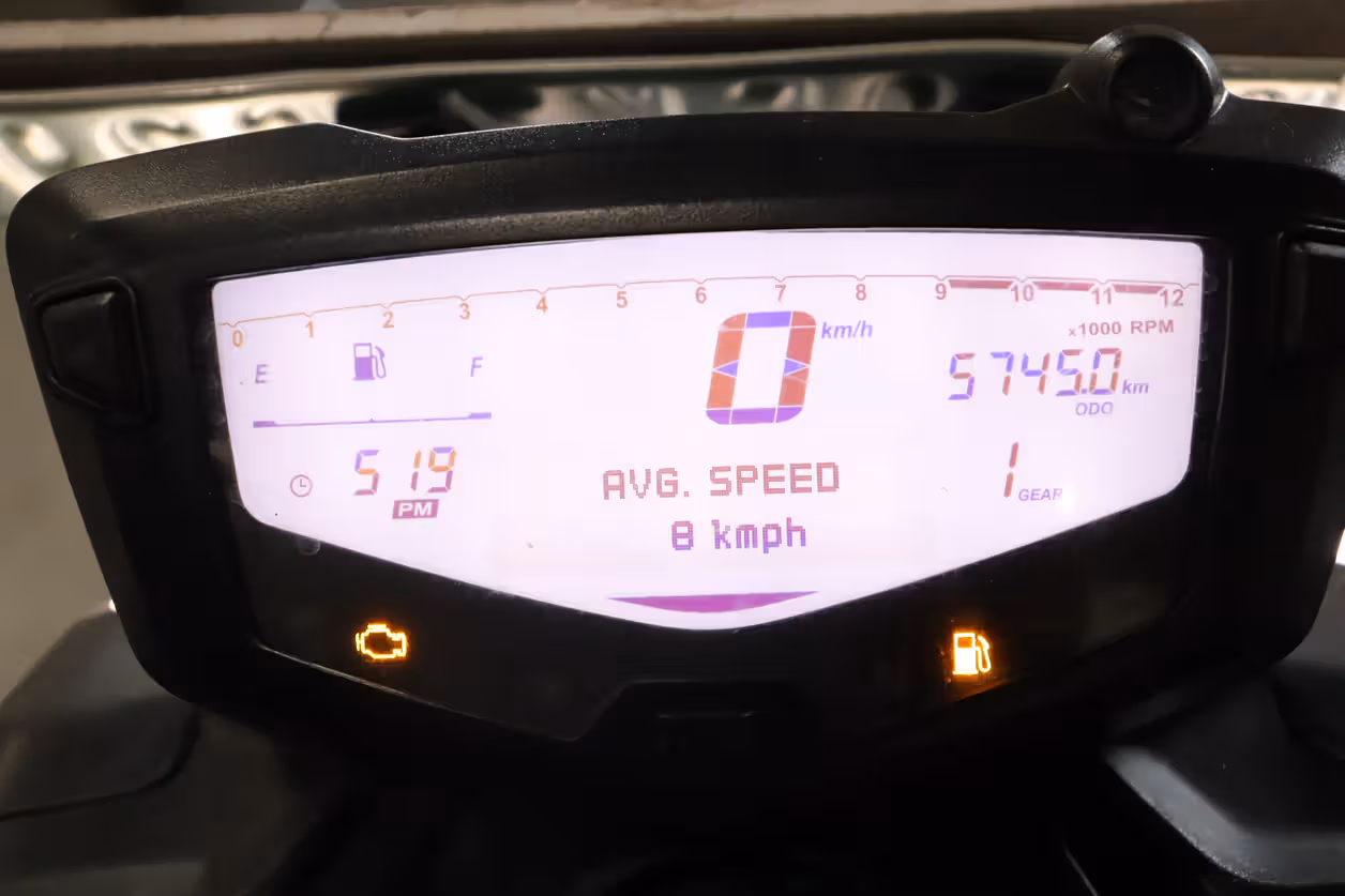 TVS Apache RTR 200 4V