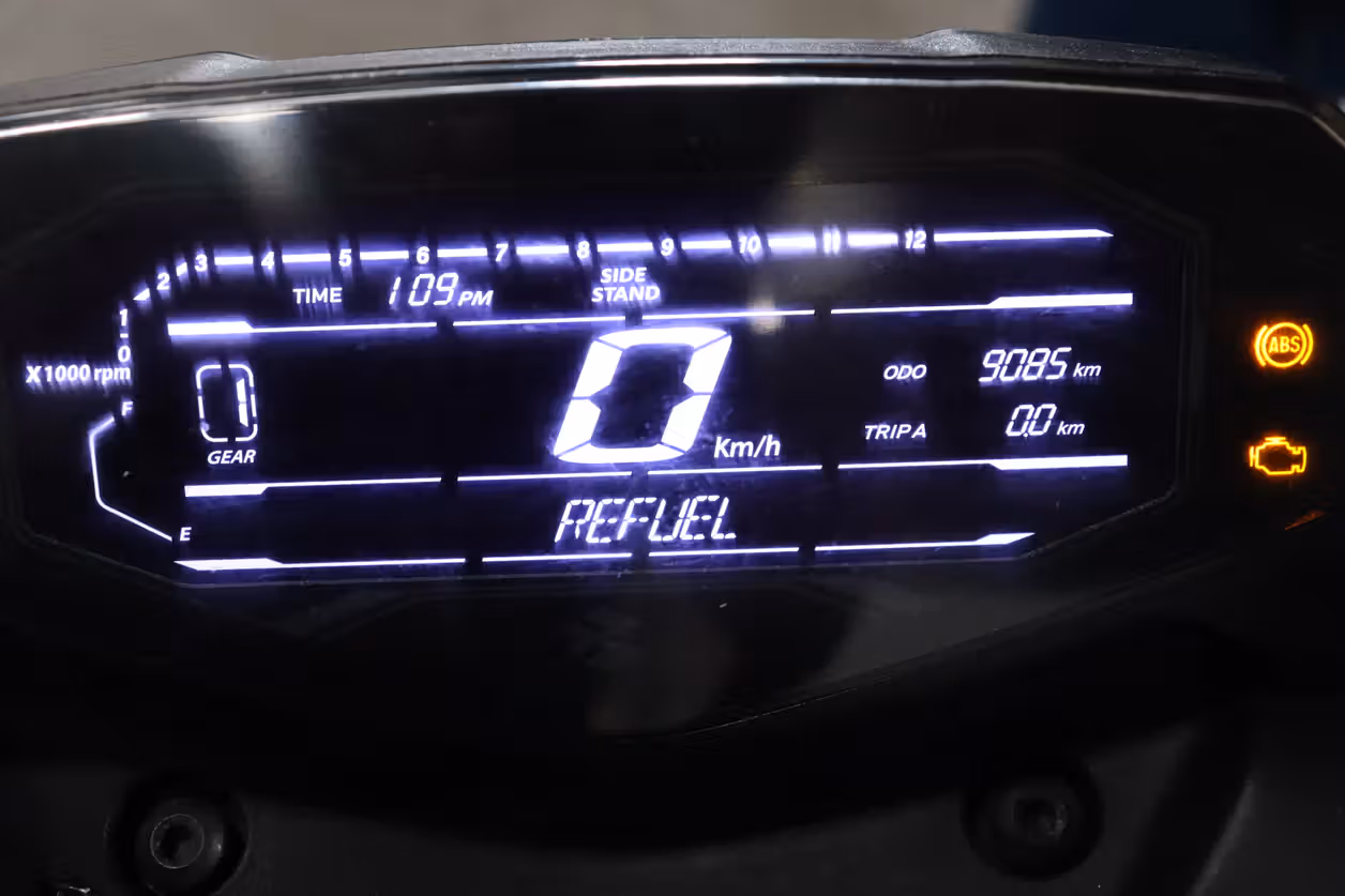 Bajaj Pulsar N150 Single Disc