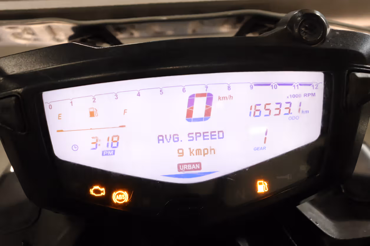 TVS Apache RTR 200 4V