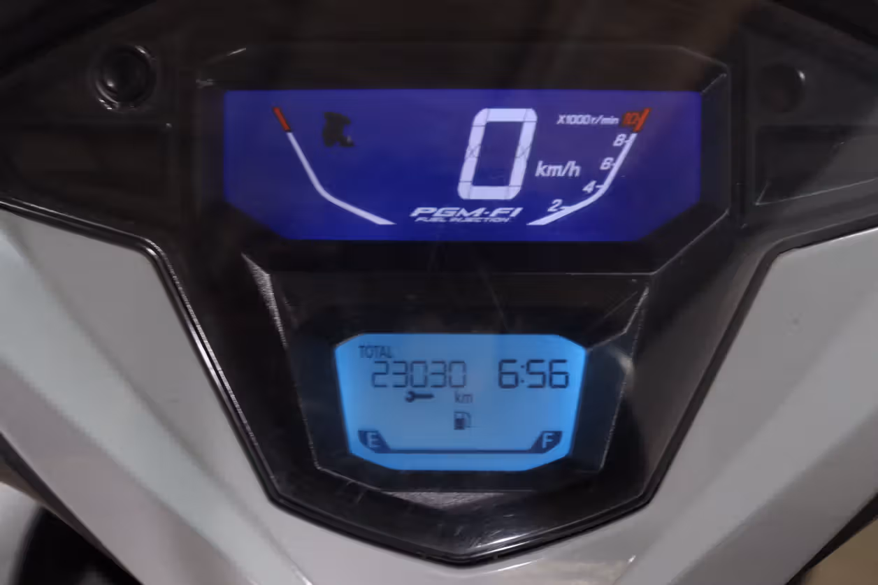 Honda DIO 125 DLX