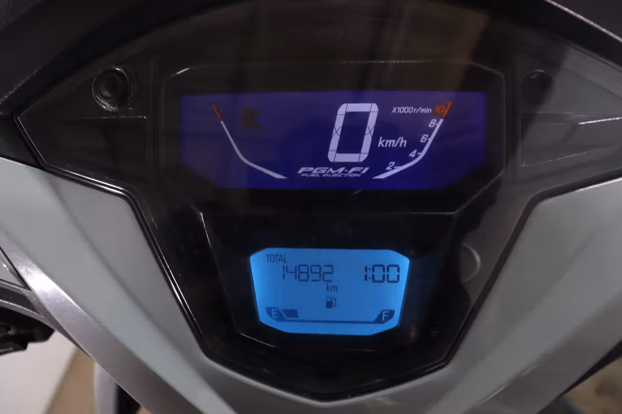 Honda DIO 125 DLX
