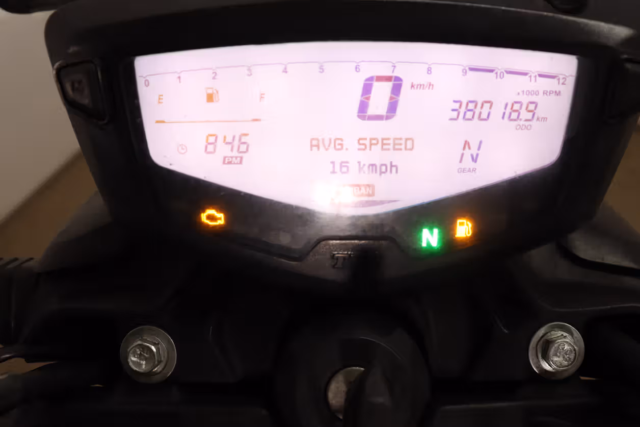 TVS Apache RTR 200 4V
