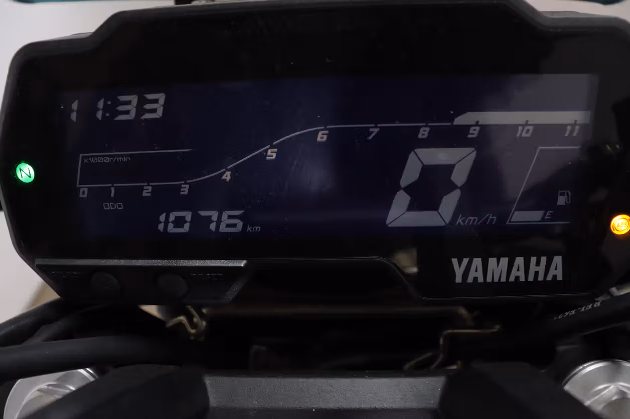 Yamaha FZS FI V4 STD