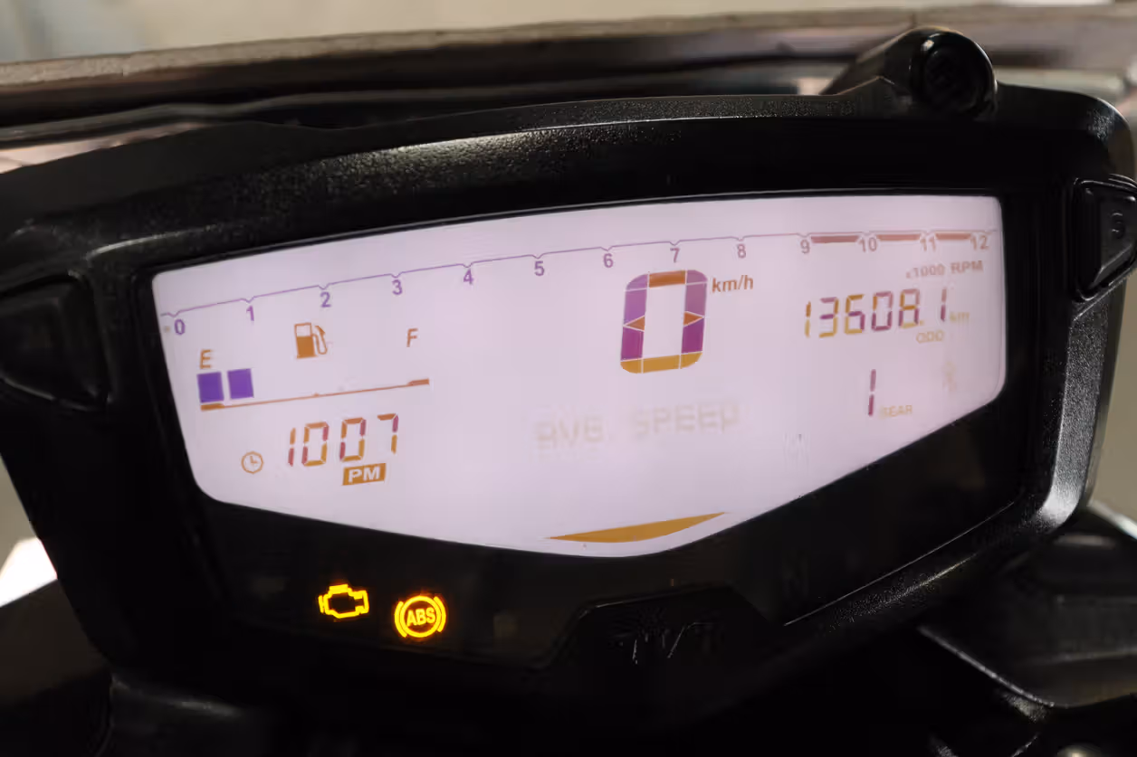 TVS Apache RTR 200 4V