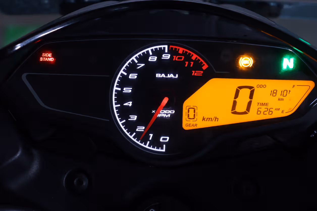 Bajaj Pulsar P150 Single Disc