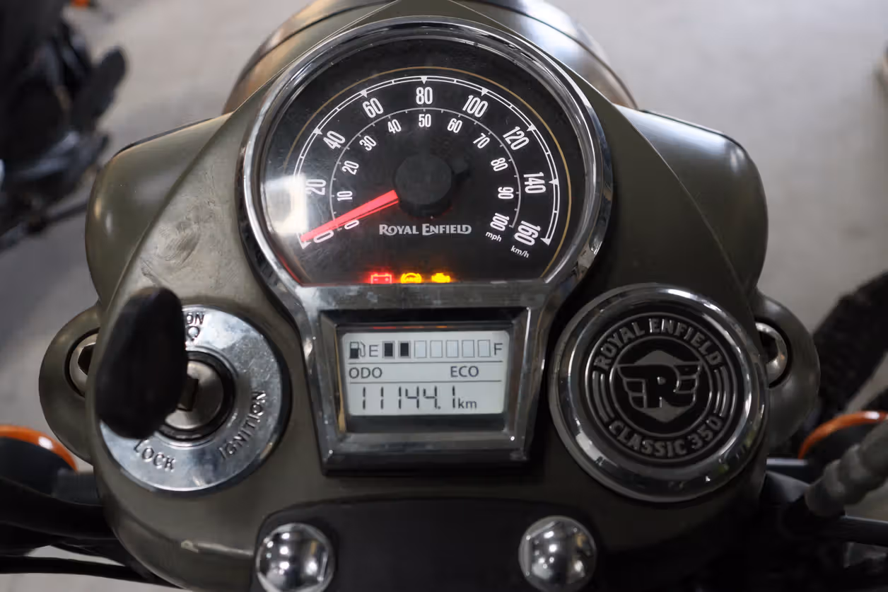 Royal Enfield Classic 350 Signals Edition