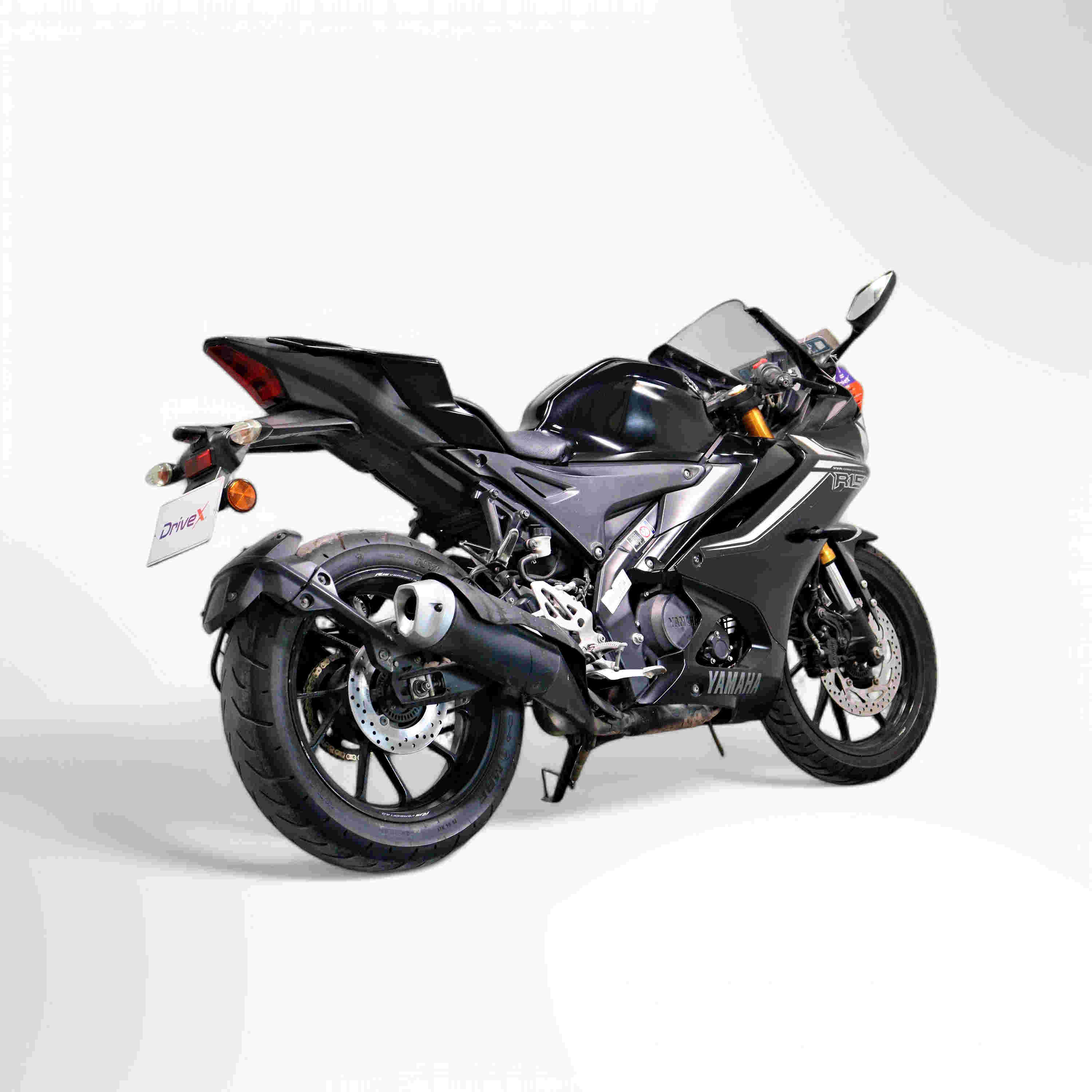 Yamaha YZF-R15, 10,916 Kms - Pre-Owned Two Wheeler at DriveX