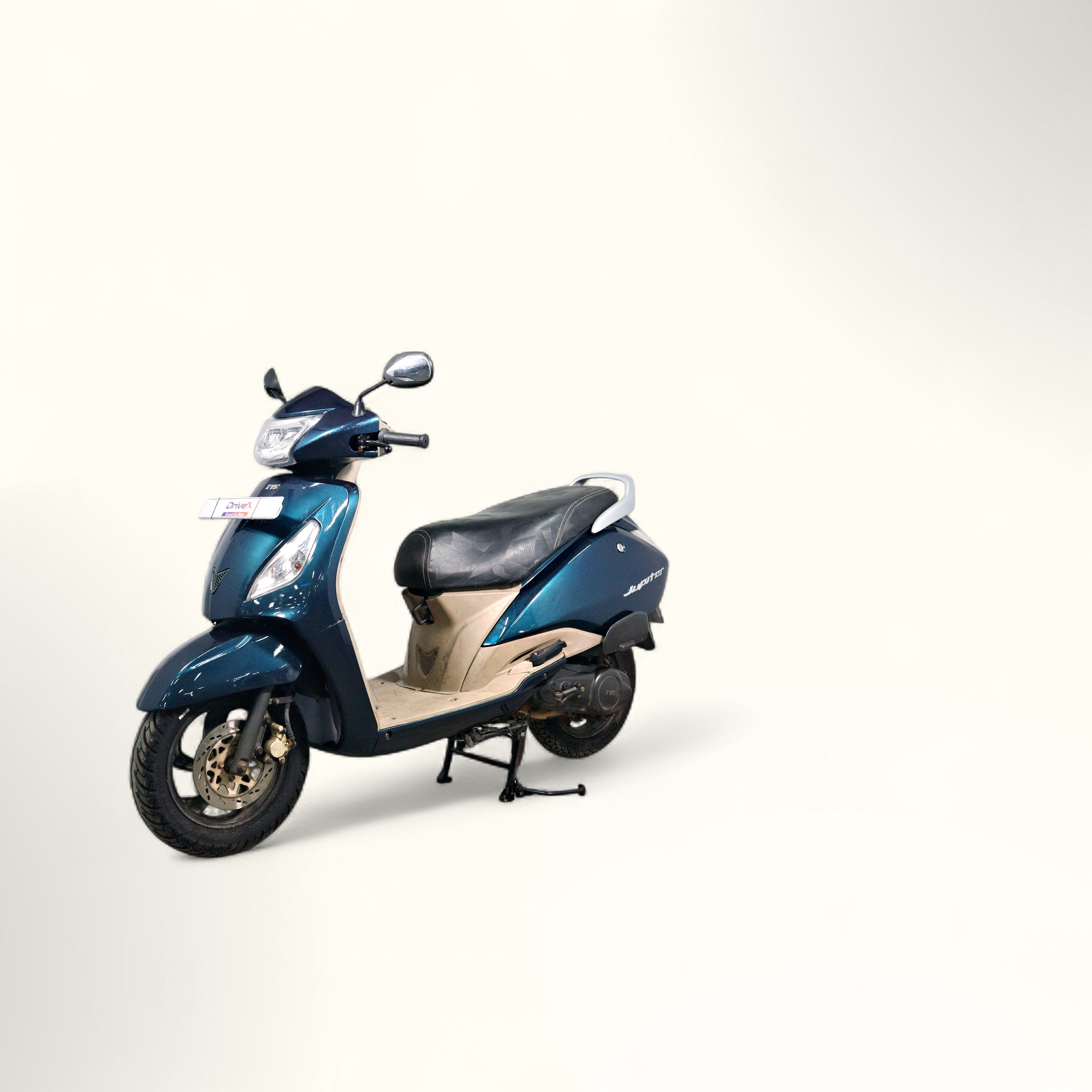 TVS Jupiter 110 Grande Drum, 16,915 Kms - Pre-Owned Two Wheeler at DriveX