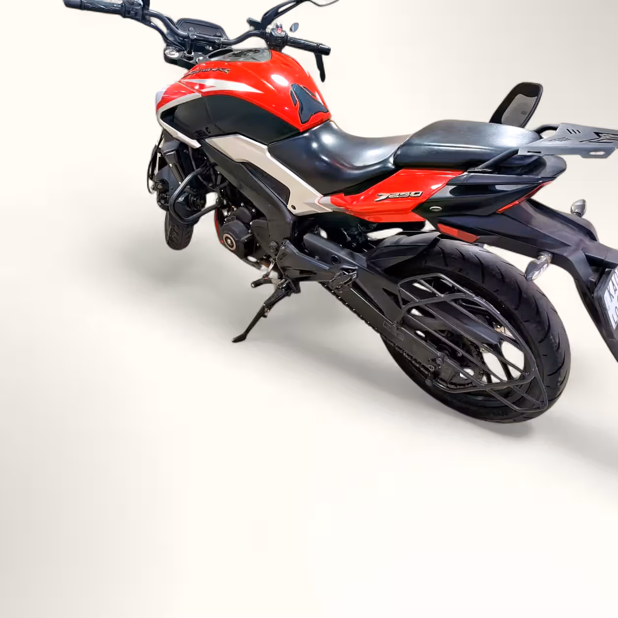 Bajaj Dominar 250