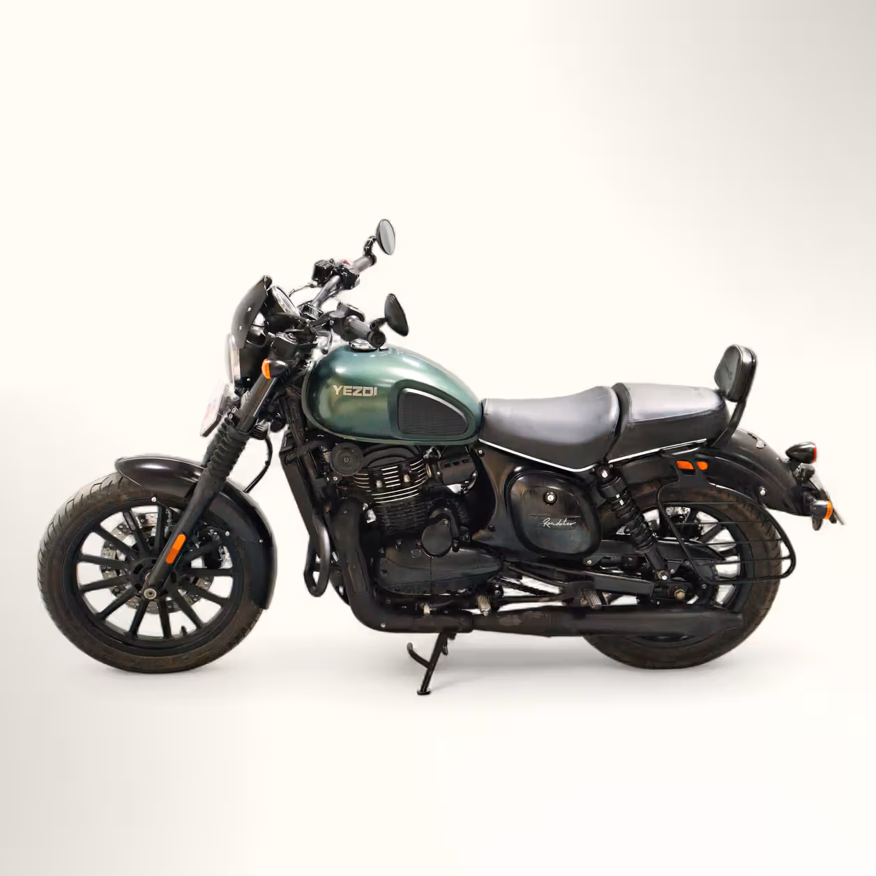 Yezdi Roadster Crimson Dual Tone