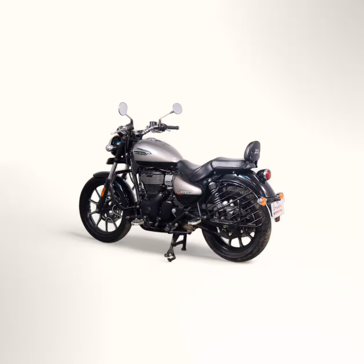 Royal Enfield Meteor 350 Stellar