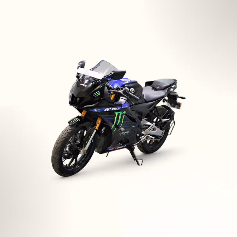 Yamaha R15M V3
