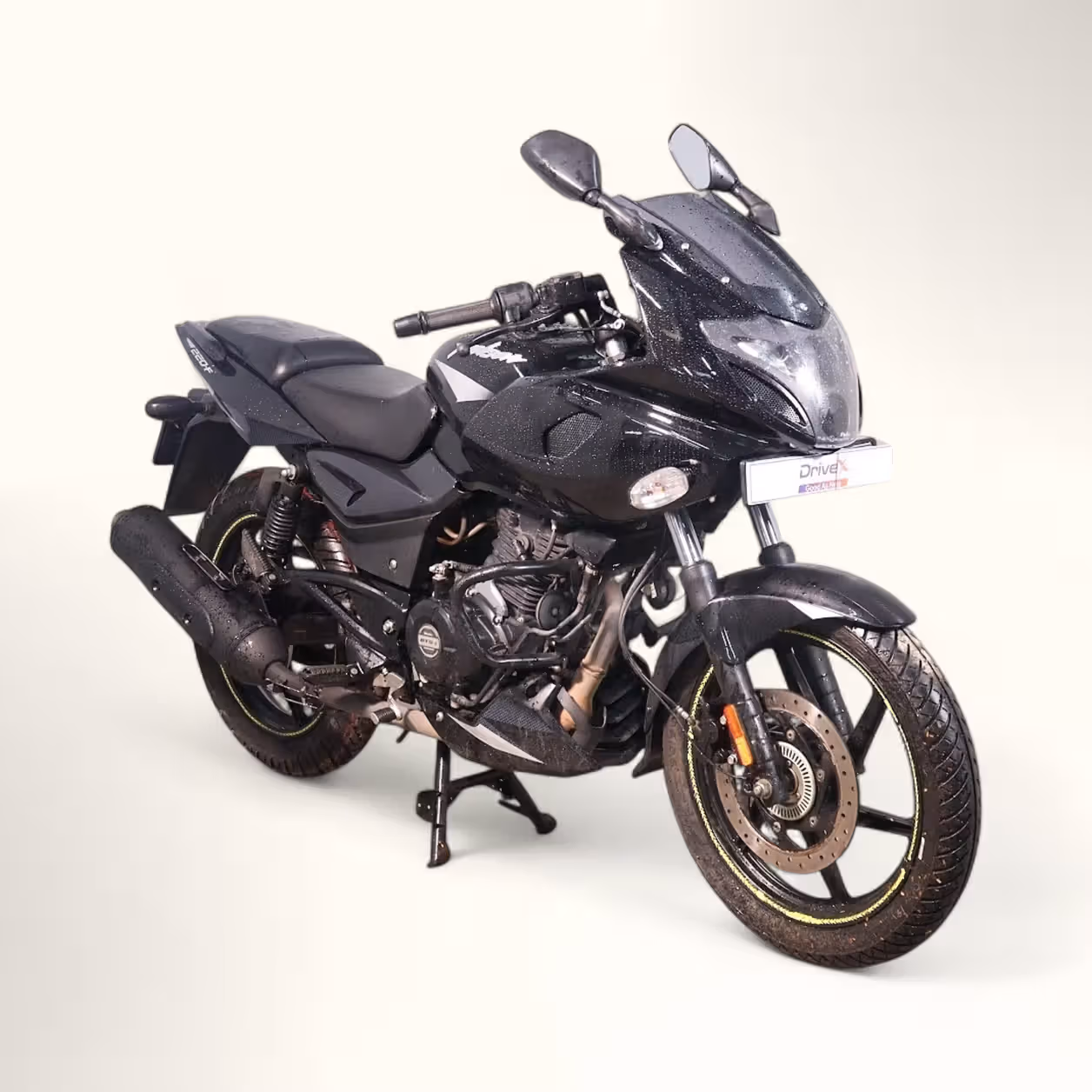 Bajaj Pulsar 220F