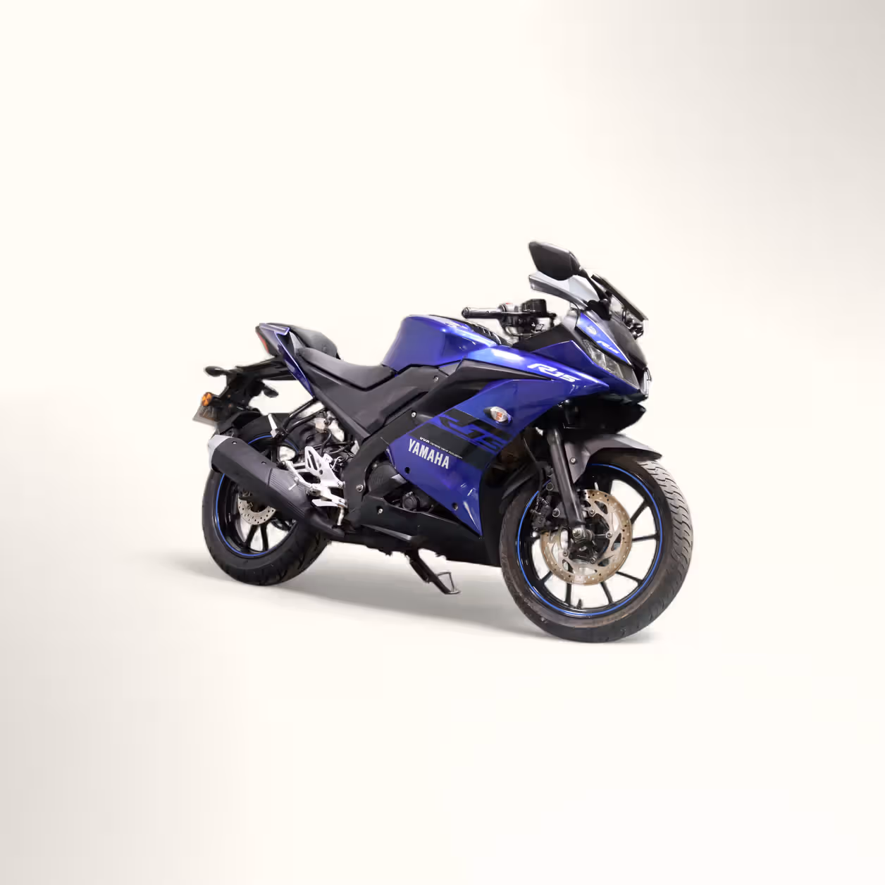 Yamaha R15 V4 STD