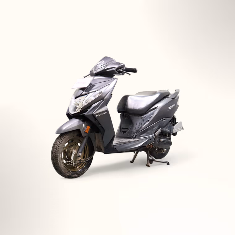 Honda DIO 125 DLX