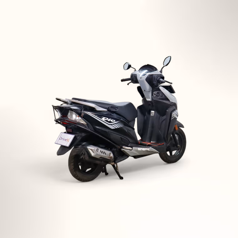 Honda DIO 125 DLX