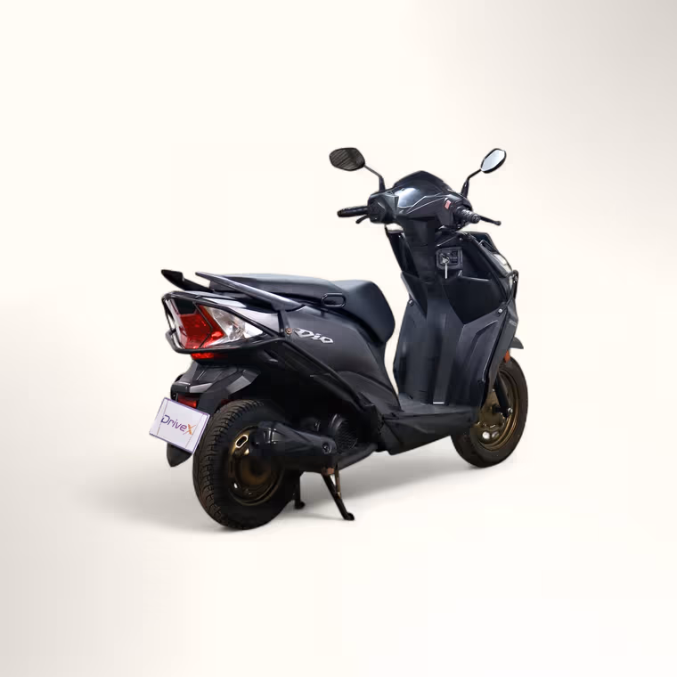 Honda DIO 125 DLX
