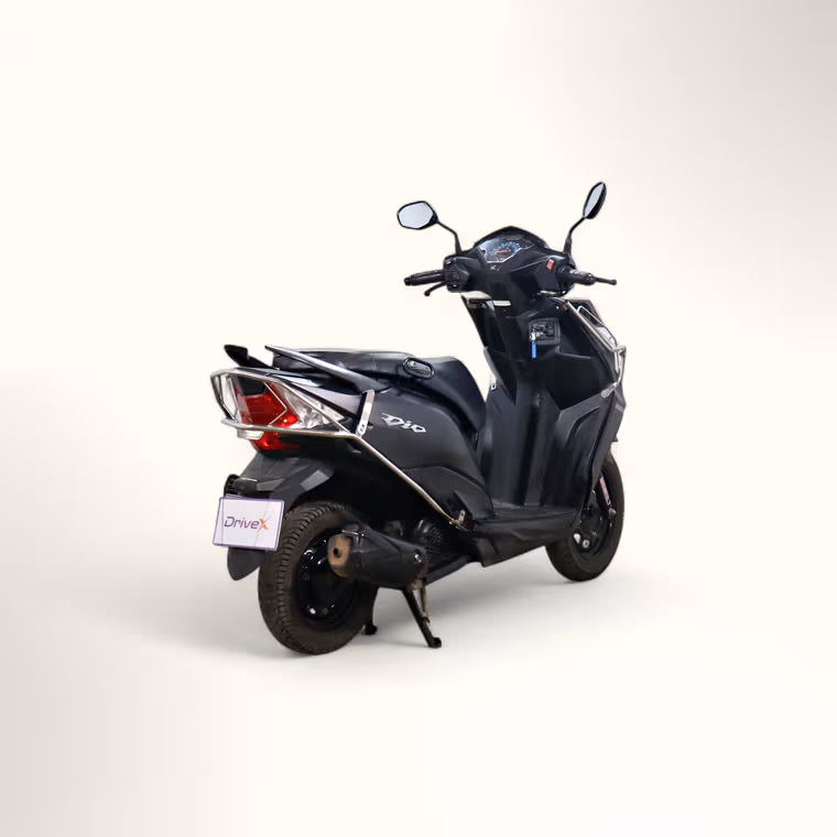 Honda DIO 125 DLX