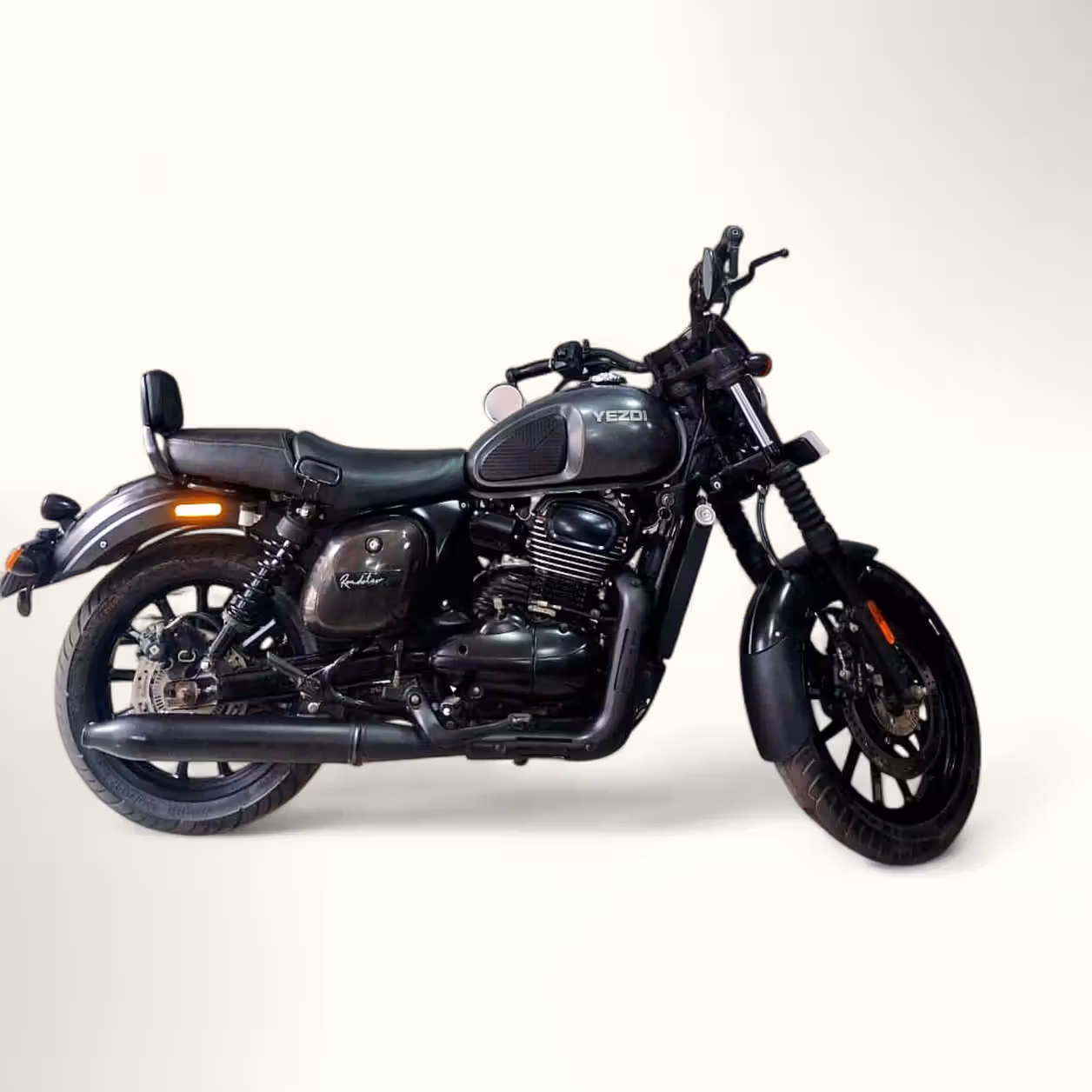 Yezdi Roadster Crimson Dual Tone