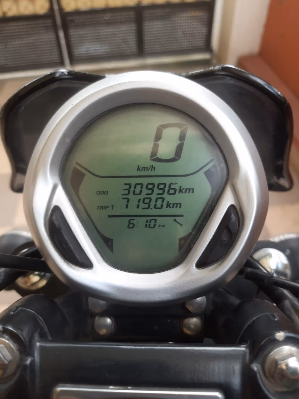 Bajaj Avenger Street 220