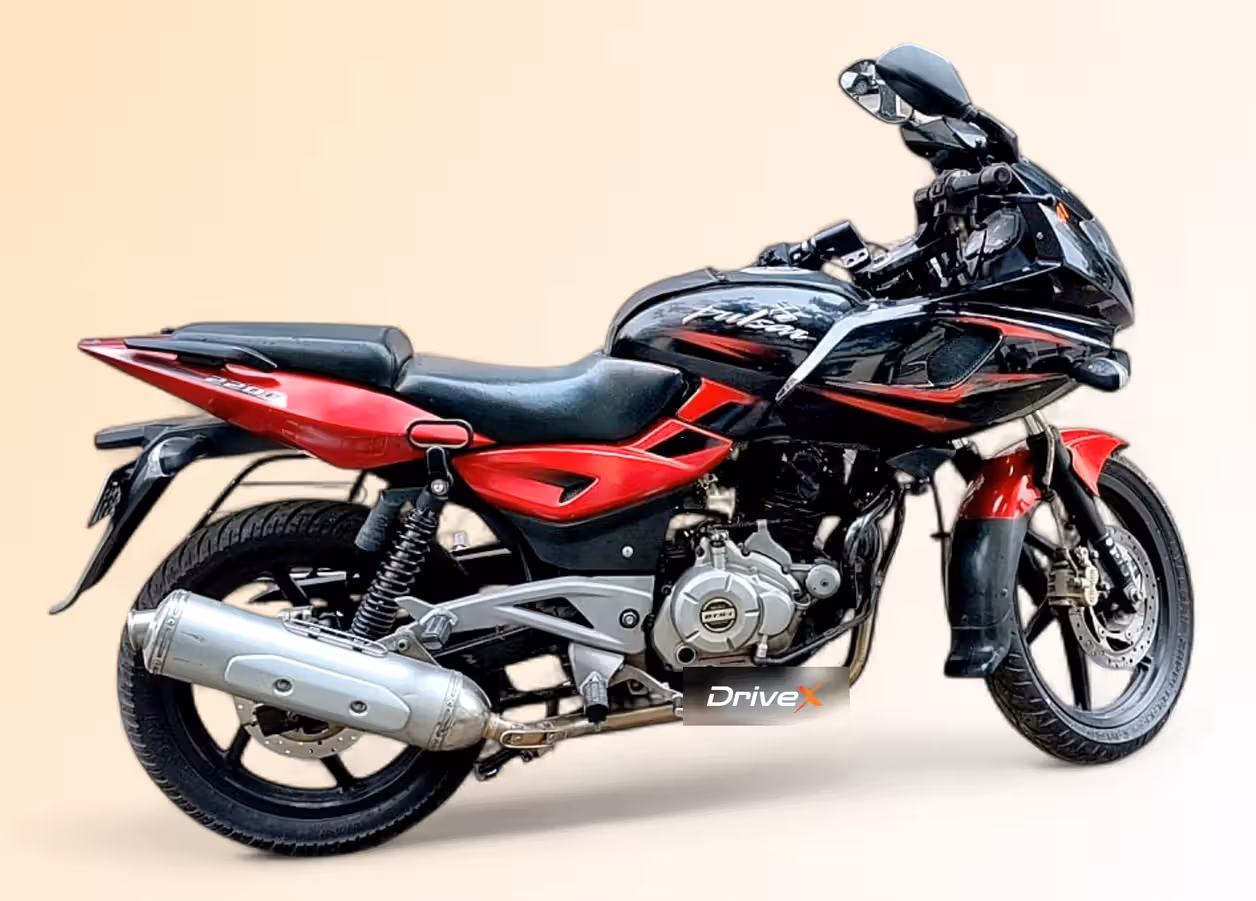Bajaj Pulsar 220