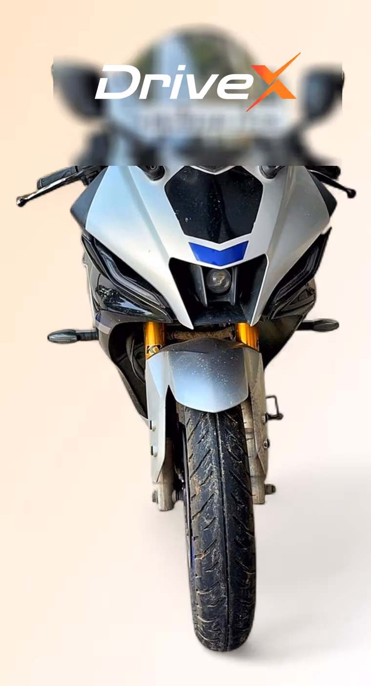 Yamaha R15M V4