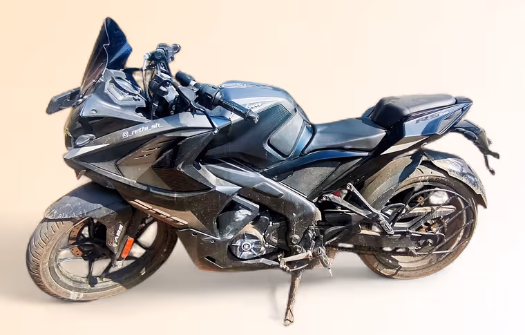 Bajaj Pulsar RS 200