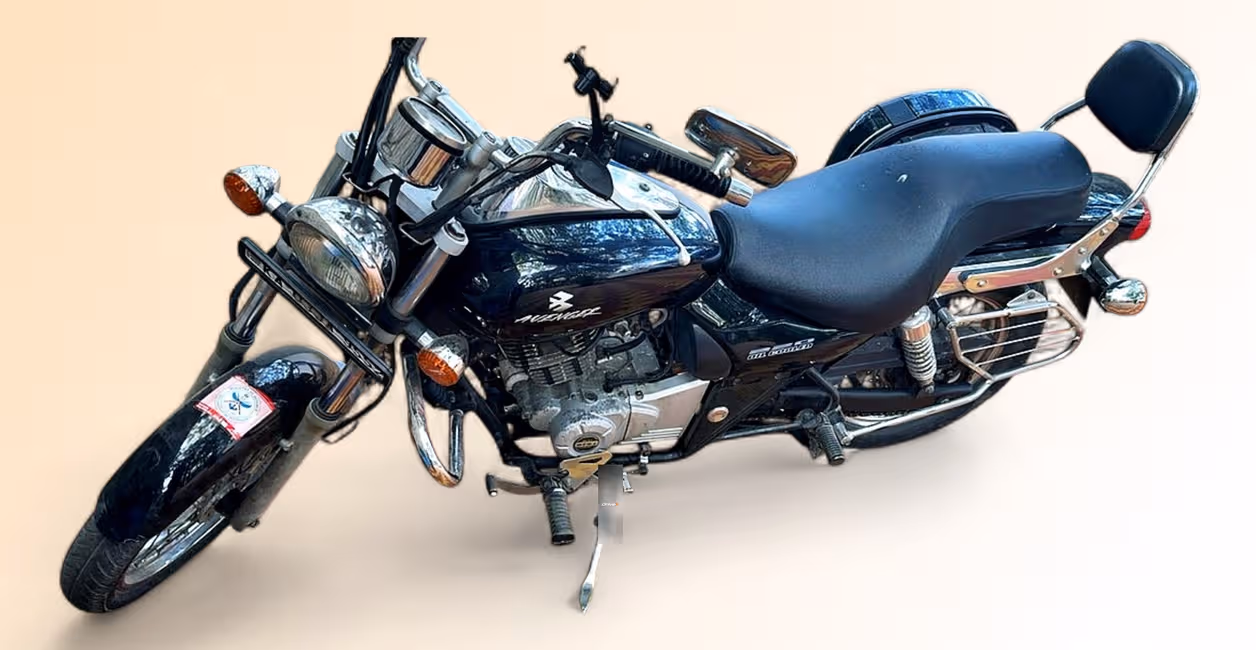 Bajaj Avenger Street 220