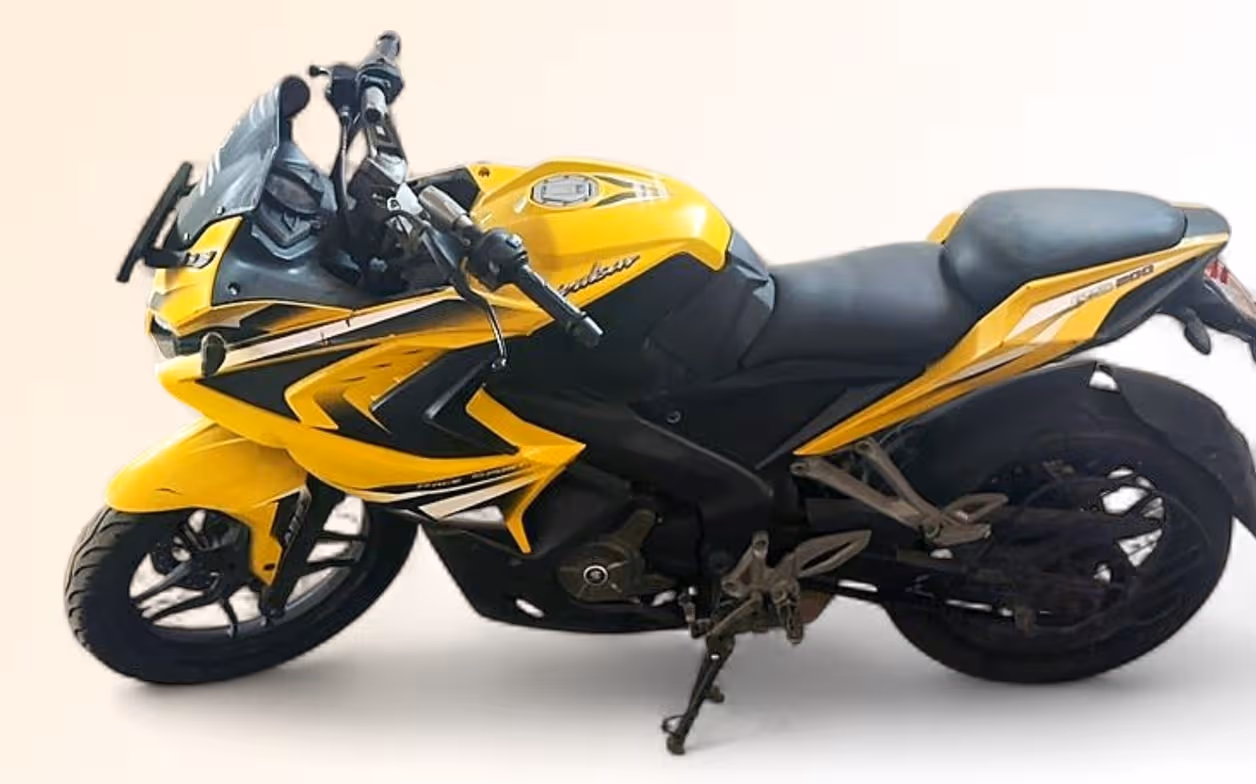 Bajaj Pulsar RS 200