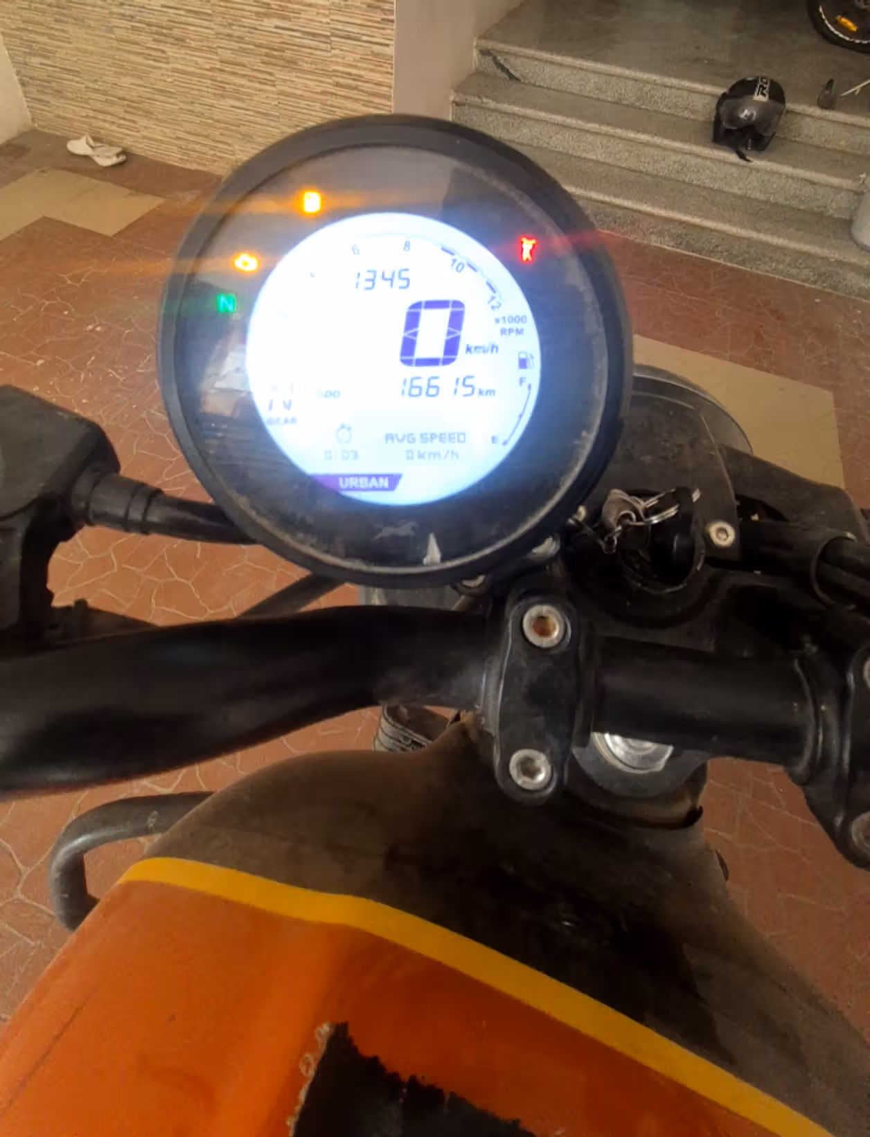 TVS Ronin Base Lightning Black