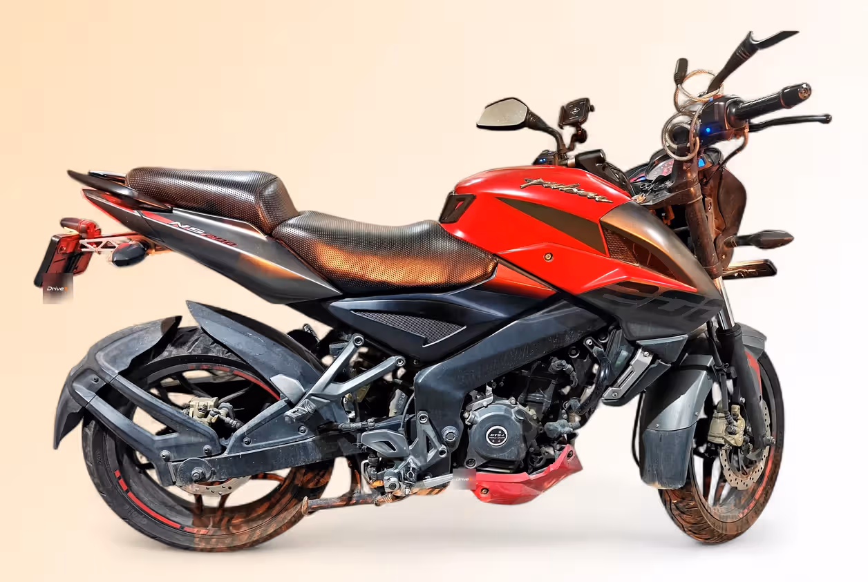 Bajaj Pulsar NS 200