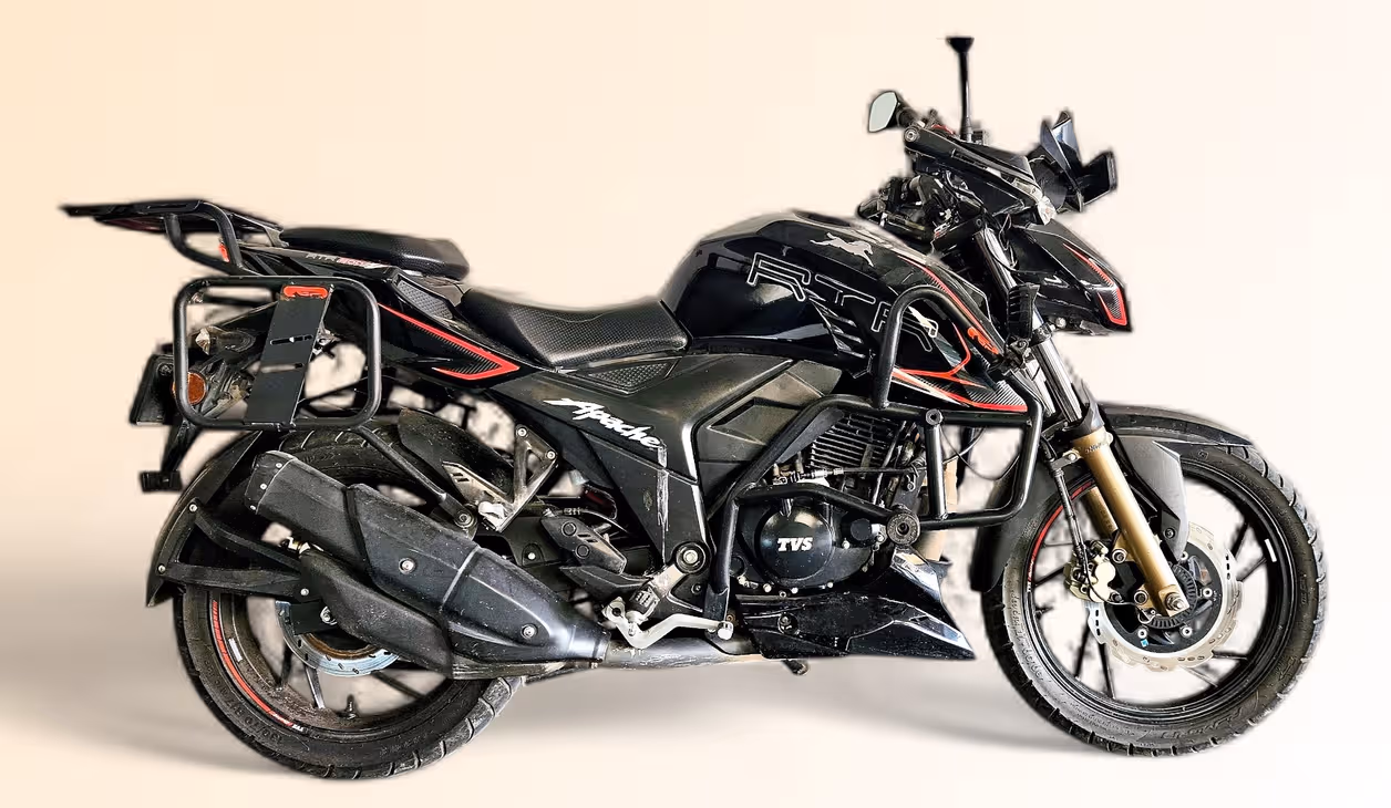 TVS Apache RTR 200 4V