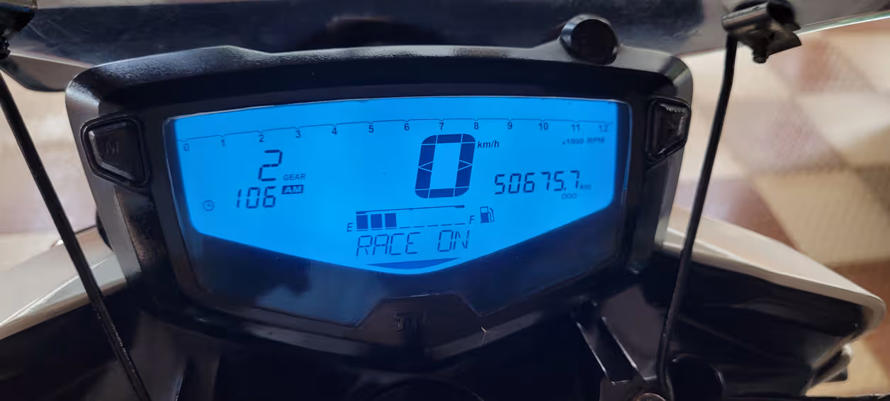 TVS Apache RTR 200 4V