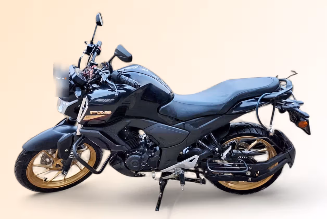 Yamaha FZS FI V4 STD