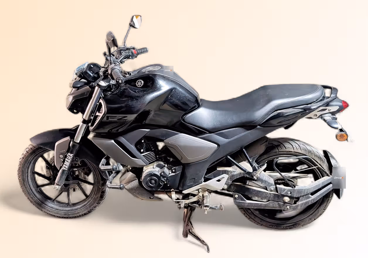 Yamaha FZ Standard