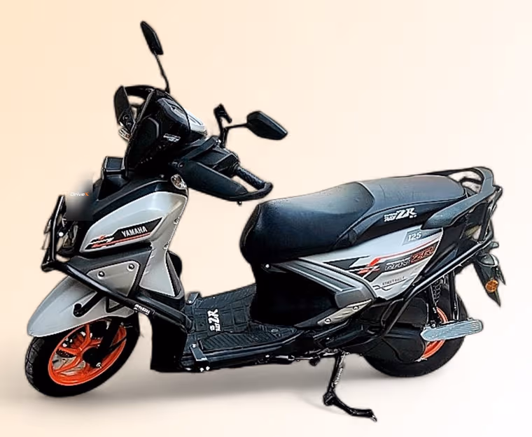Yamaha Cygnus Ray ZR 125 Street Rally