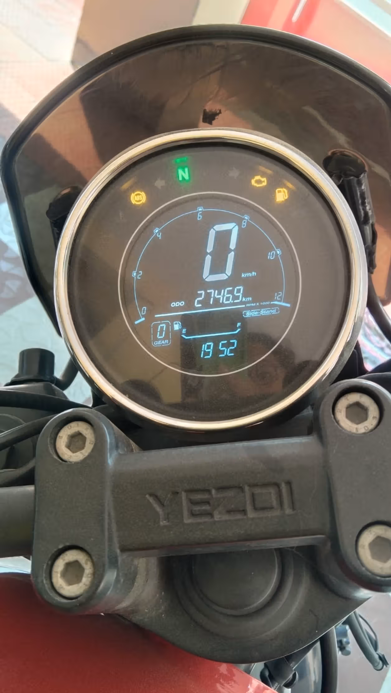 Yezdi Roadster Dark Steel Blue