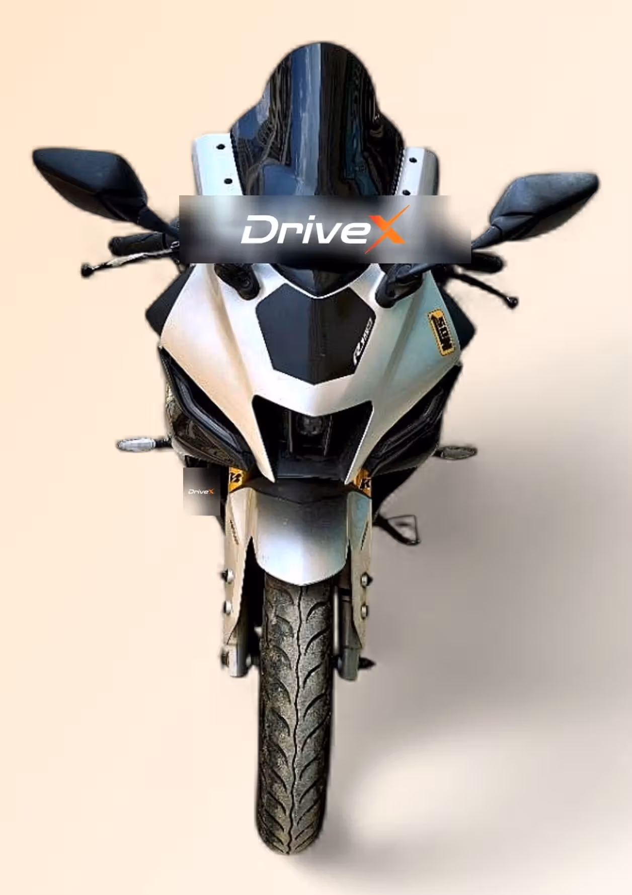 Yamaha R15M STD