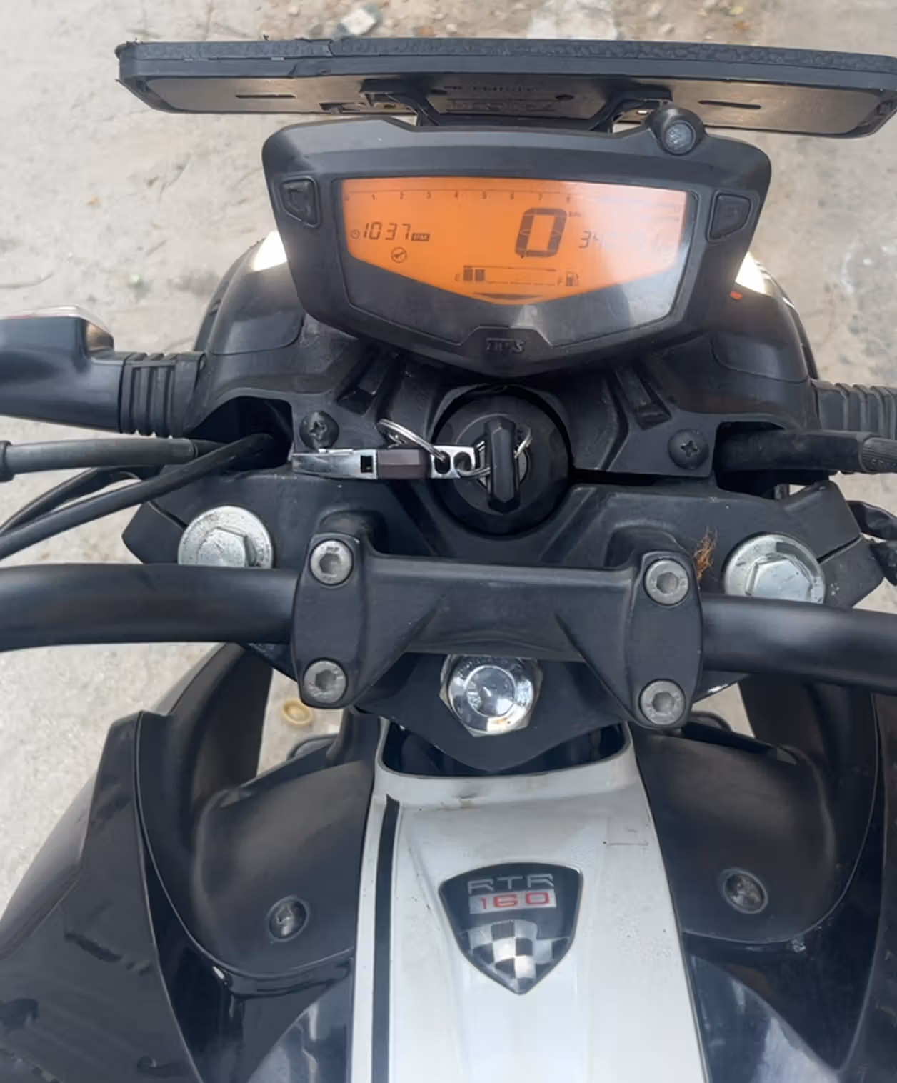 TVS Apache RTR 160 4V FI