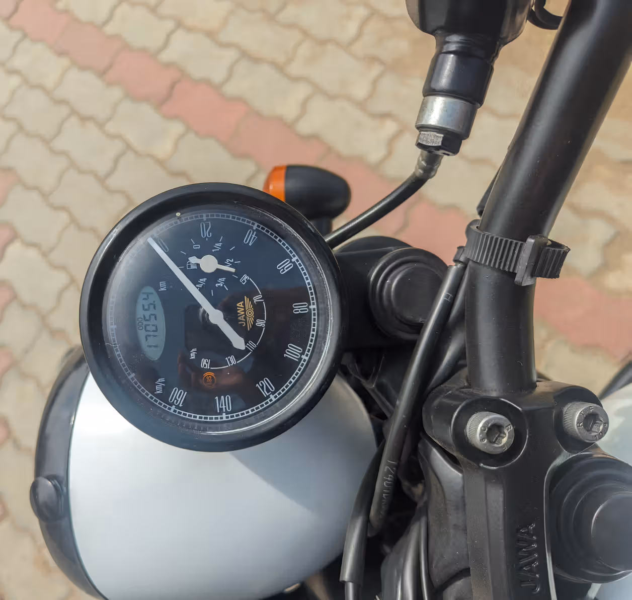 Jawa Forty Two Dual ABS