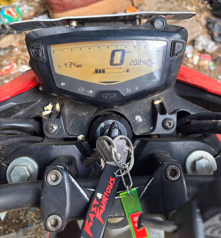 TVS Apache RTR 160 4V Disc ABS BS6