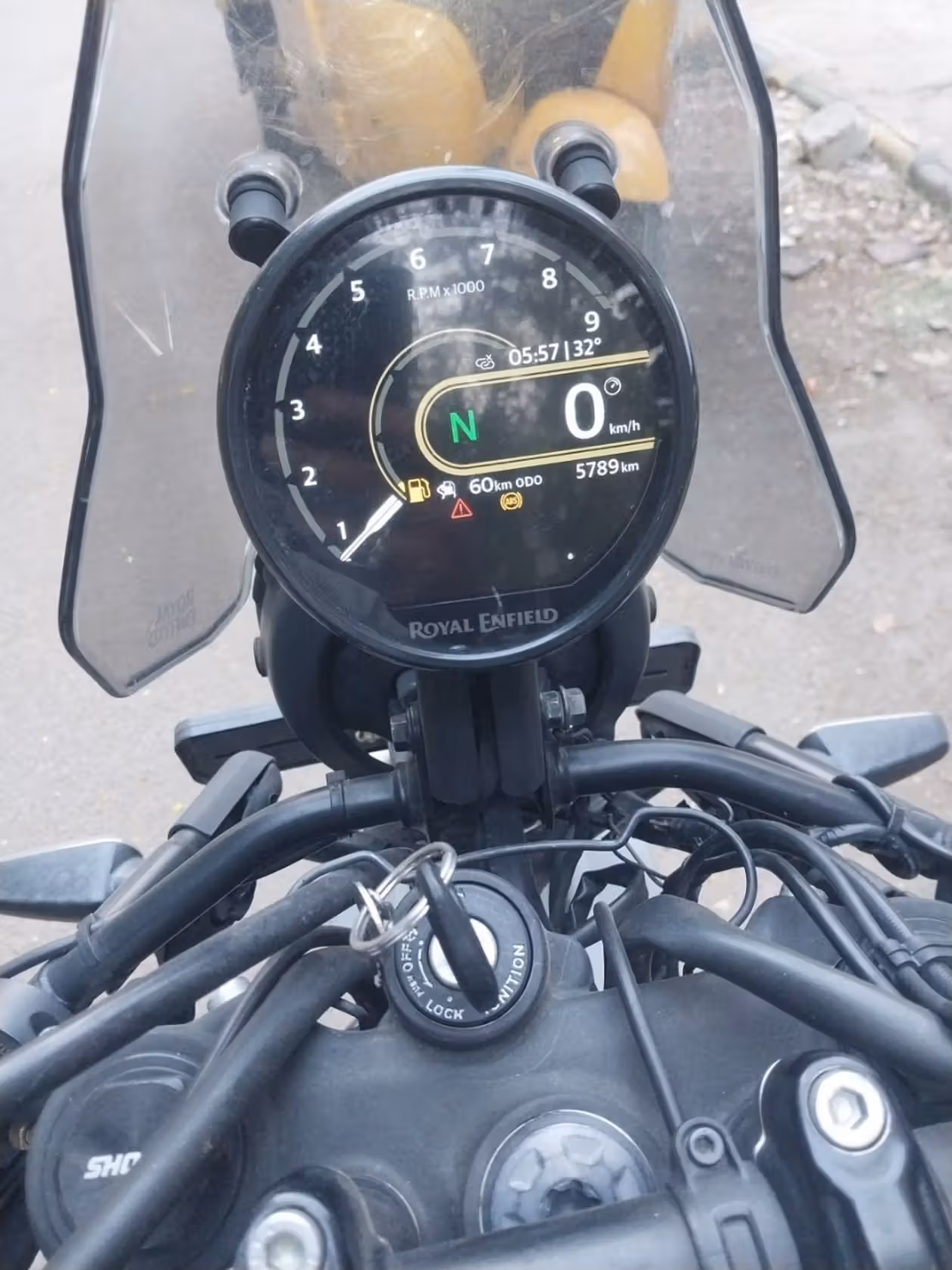 Royal Enfield Himalayan 410 FI ABS